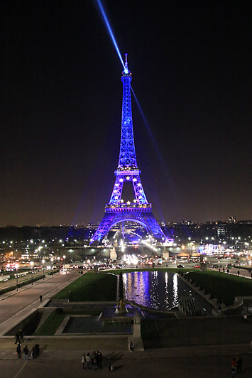Nuit_18_Tour-Eiffel_© Bernard Roux.jpg